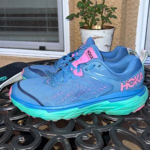 HOKA CHALLENGER ATR 6- Womens 7B